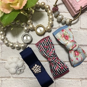 グルーデコ&リボンのアクセサリー グルーデコ&リボンのアクセサリー